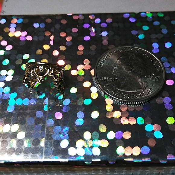 🌞NEW GORGEOUS CHIC GOLD HEART MOTIF EAR CUFF - Picture 3 of 5